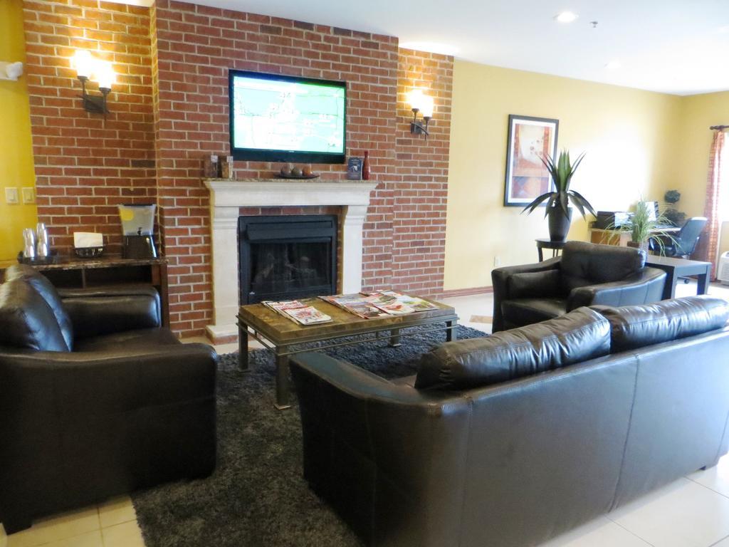 Microtel By Wyndham South Bend Notre Dame University Εξωτερικό φωτογραφία